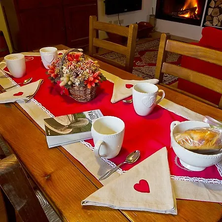 Casa Cebajova Poesia 度假居